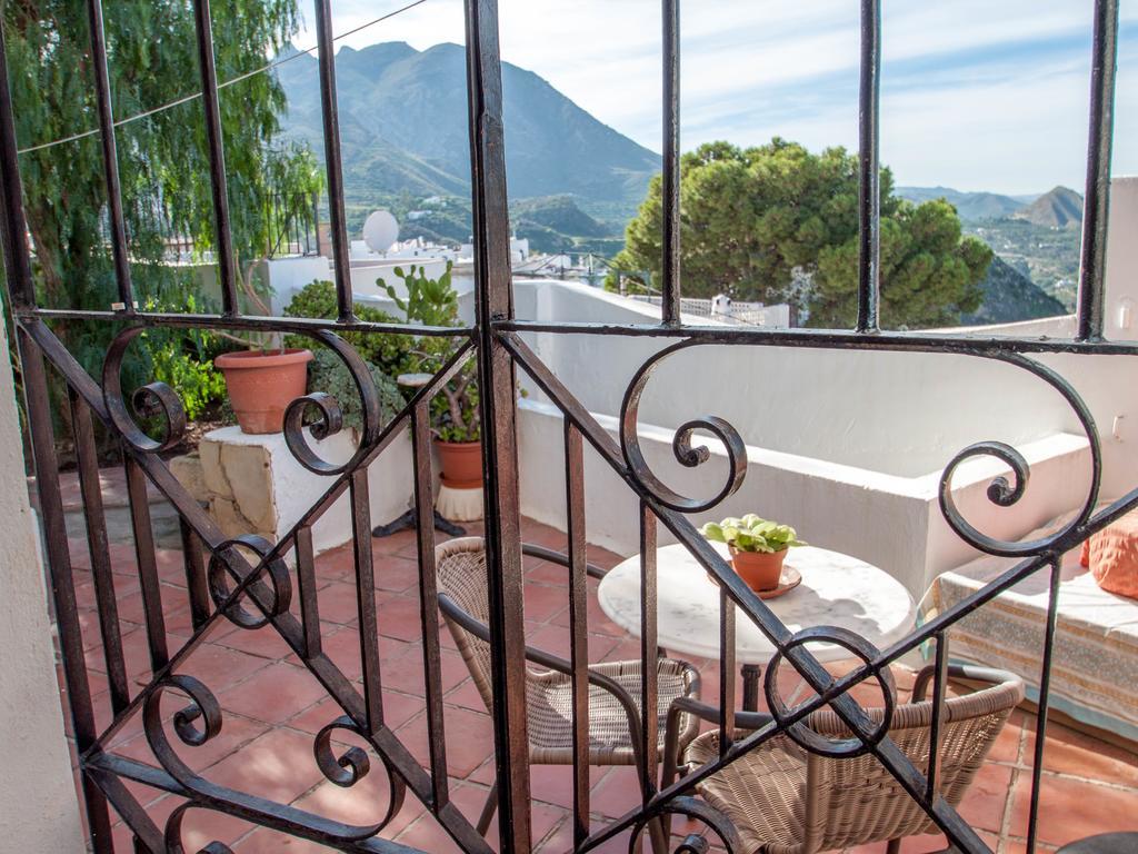 El Mirador Del Castillo Guest House Мохакар Екстериор снимка