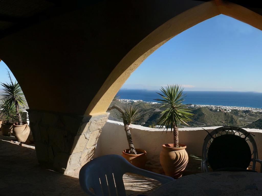 El Mirador Del Castillo Guest House Мохакар Екстериор снимка