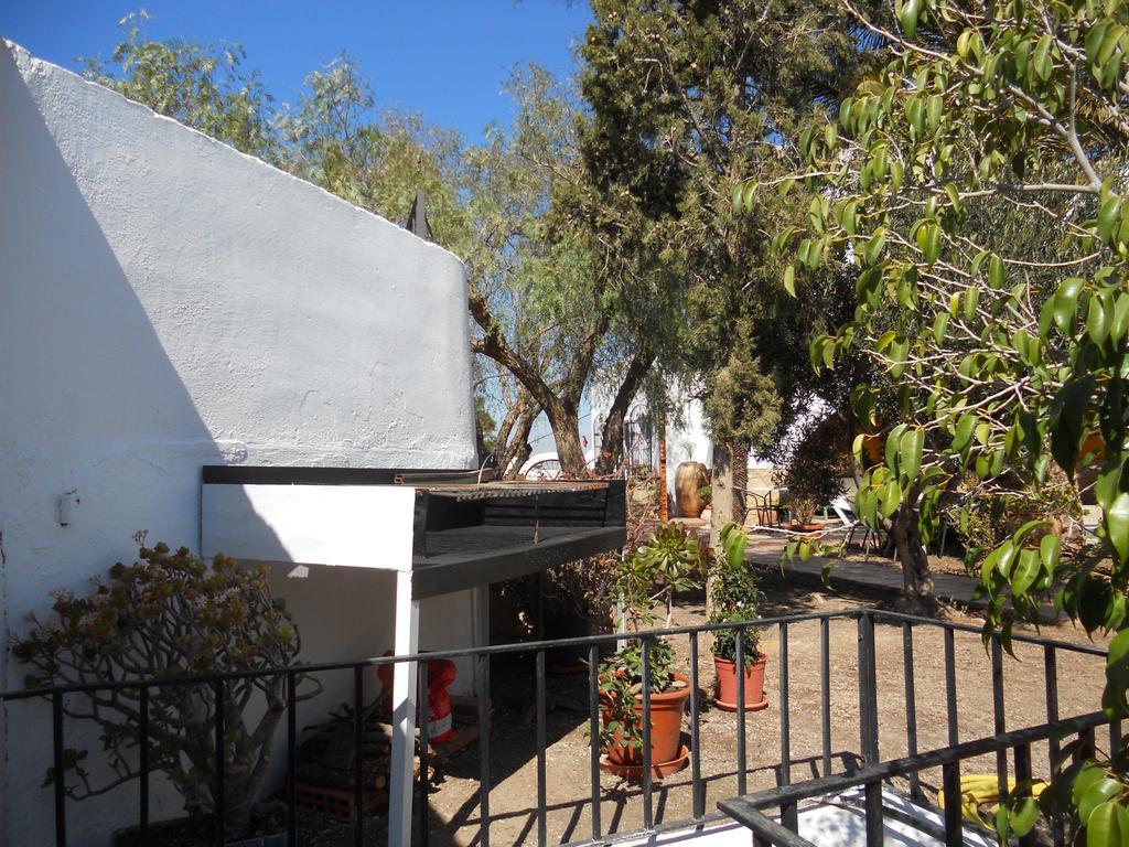 El Mirador Del Castillo Guest House Мохакар Екстериор снимка